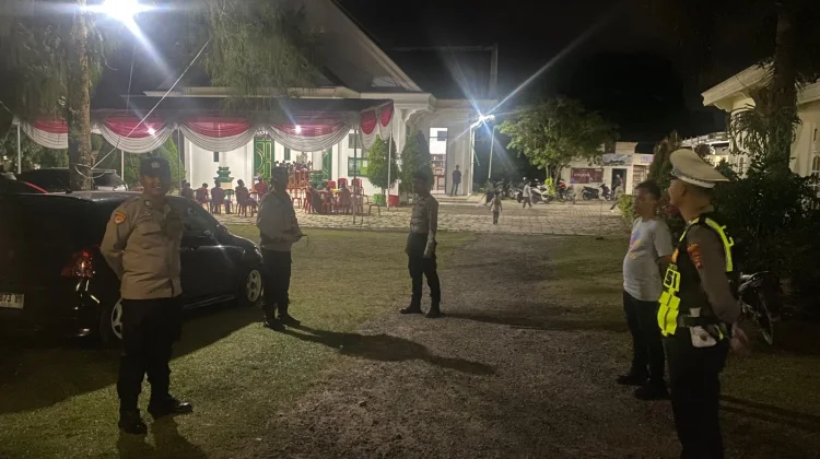 Polisi Mesuji Amankan Ibadah Wafat Isa Al Masih