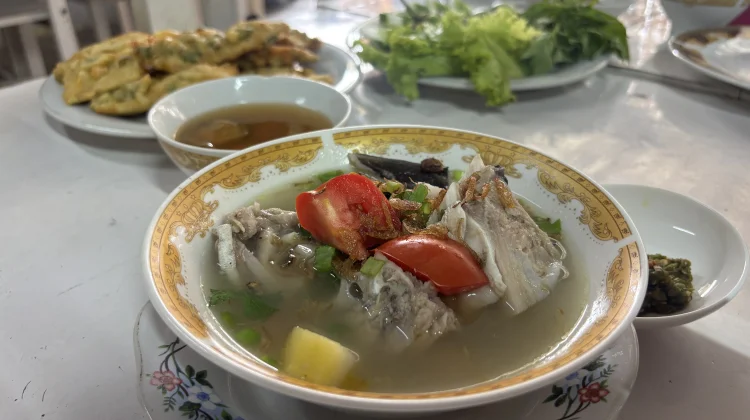 Nikmat Gurih Sop Ikan Blue Marlin Khas Tanggamus