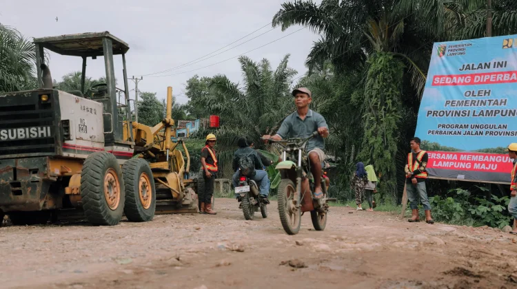 Pembangunan Jalan Kasui–Air Ringkih Mulai Direalisasikan