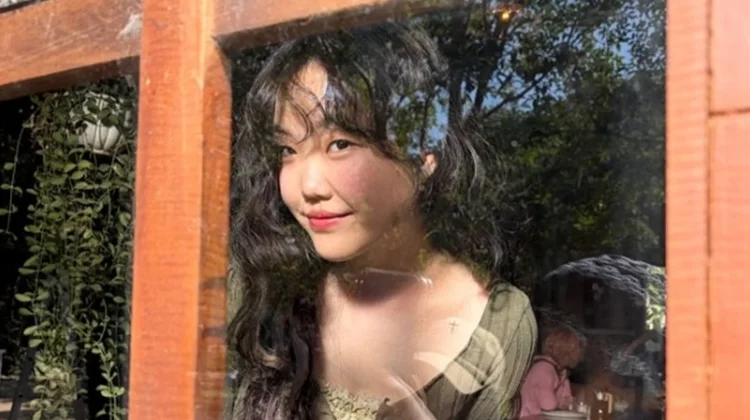 Lee Su-hyun AKMU Ungkap Perjuangan Mental di Balik Album FLOWERING