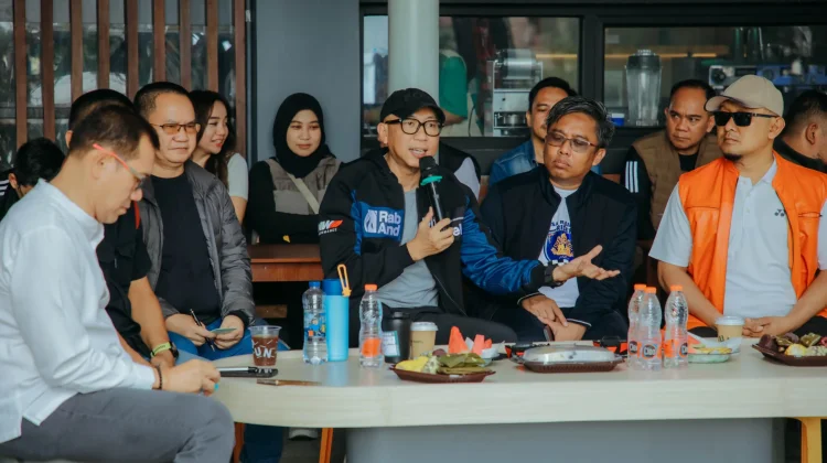 Gubernur Lampung Paparkan Program Strategis di “Jabat Tangan Ride”