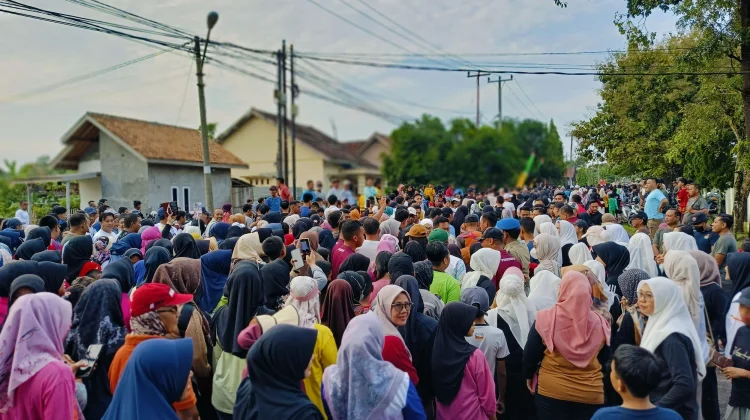 Rayakan HUT Ke-27, Kabupaten Way Kanan Gelar "Jalan Sehat"