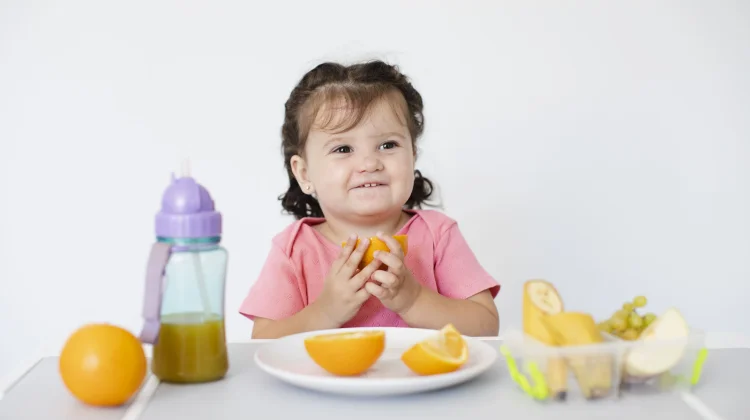Panduan Menu Makanan Anak Usia 2 Tahun agar Lahap dan Bergizi