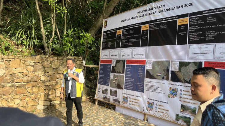 sejak Merdeka, Jalan Pesisir Tanggamus Belum Pernah Diaspal