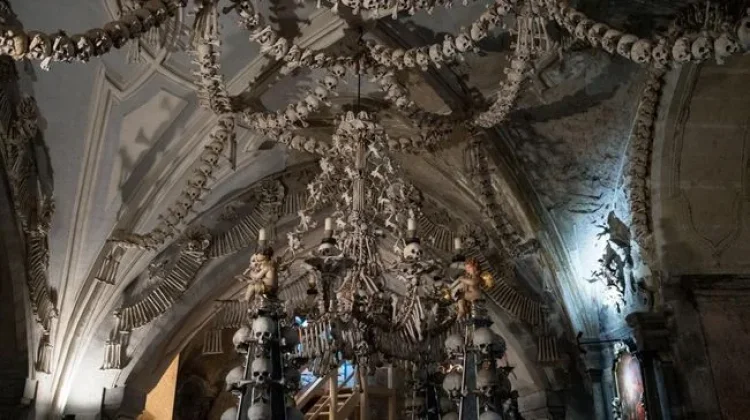 Tempat Paling Aneh dan Misterius di Bumi, Penasaran Lihat Langsung?
