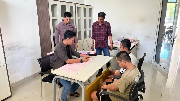 Polisi Limpahkan Tersangka Pencurian Sapi ke Kejari Pringsewu