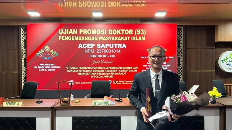 Ipda Acep Raih Gelar Doktor dengan Predikat Summa Cum Laude