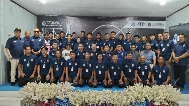 Puluhan Calon Pelatih SSB Lampung Ikuti Kursus Lisensi D