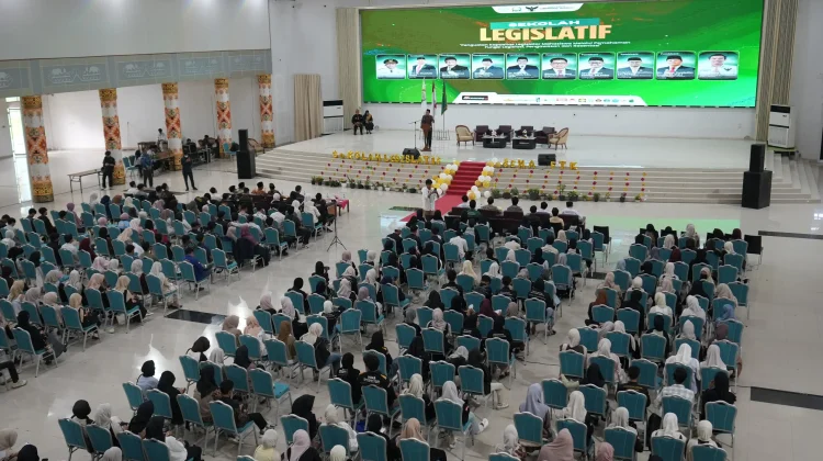 SEMA FTK UIN RIL Gelar Sekolah Legislatif