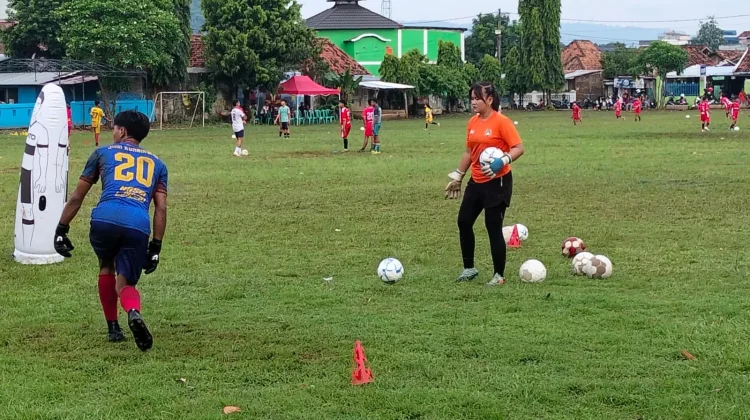 Pelatih Kiper Lampung Dorong Perempuan Berprestasi di Sepak Bola