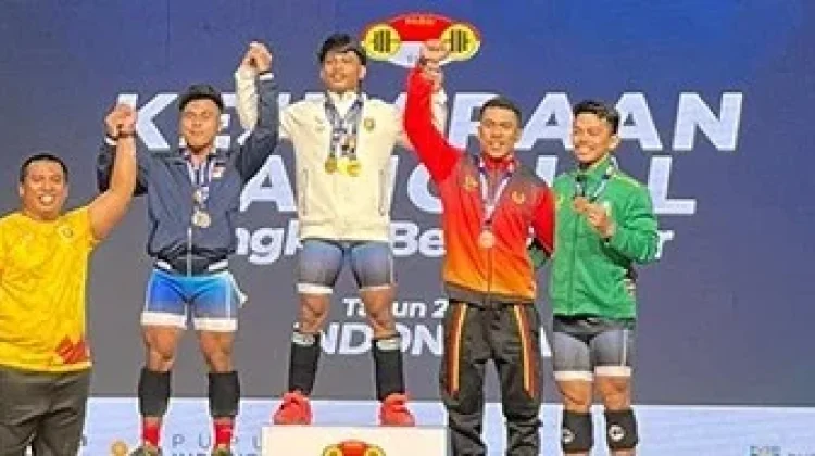 Turunkan Tiga Atlet, Lampung Juara Umum Kejurnas Angkat Besi