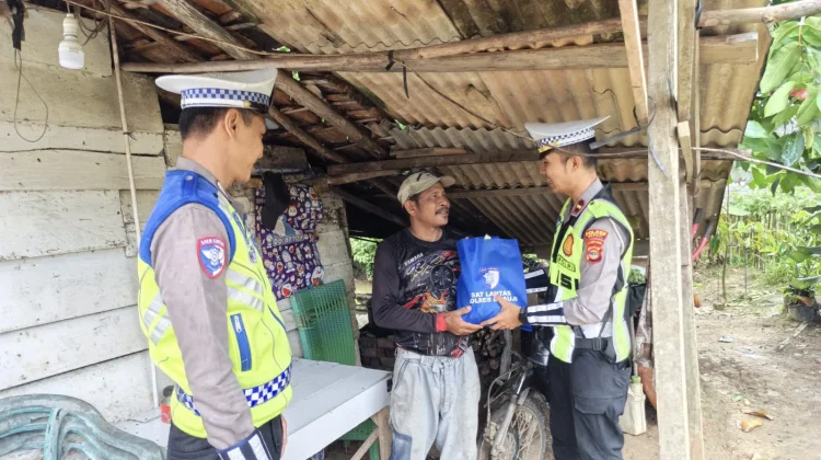 Program Jumat Berkah Sat Lantas Mesuji untuk Bantu Warga