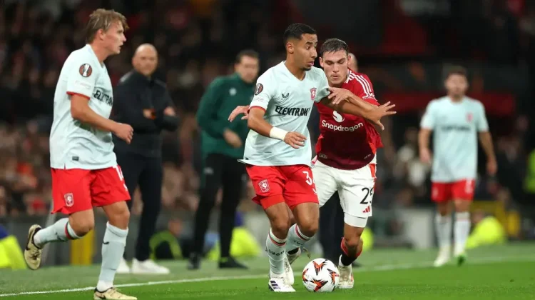 Jorge Mendes Tawarkan Gelandang MU ke Dua Raksasa Italia