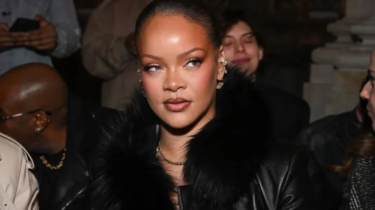 Tersangka Pembunuhan Rihanna Hadapi 14 Dakwaan