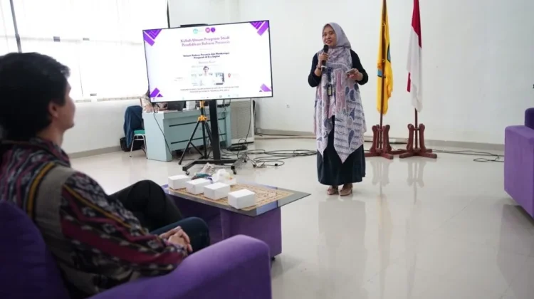 Bahasa Asing Kunci Mahasiswa Kenalkan Budaya Indonesia