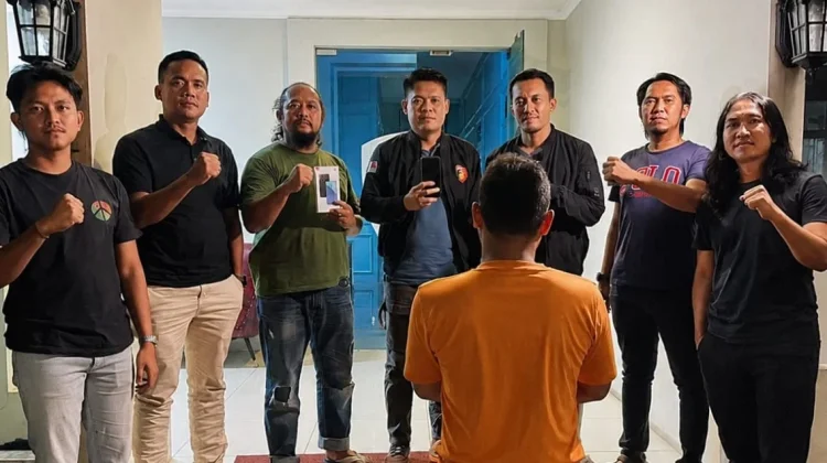 Tekab 308 Polres Tanggamus Tangkap Satu Pelaku Penadah HP