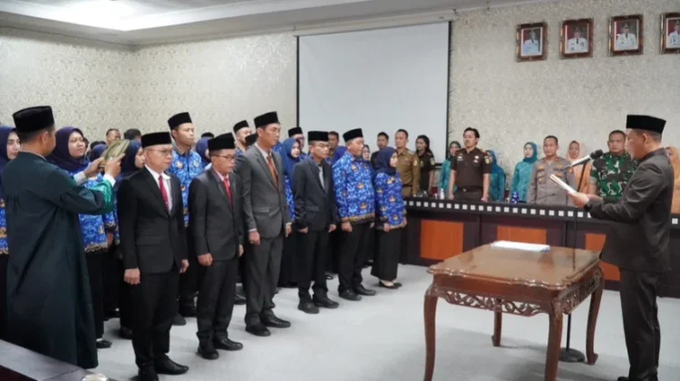 30 Pejabat Dilantik, Wabup Tubaba Tekankan ASN Harus Profesional dan Mengabdi