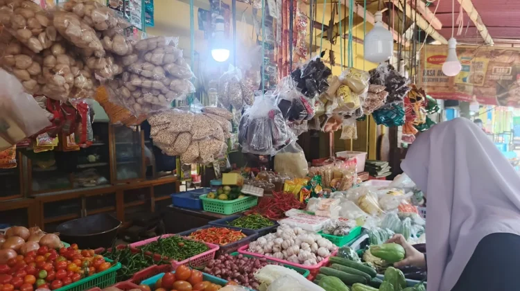 Operasi Pasar Tekan Lonjakan Harga