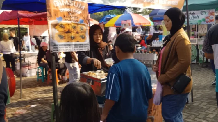 Peran UMKM di Area Parkir Universitas Lampung, Pendorong Ekonomi yang Penuh Warna