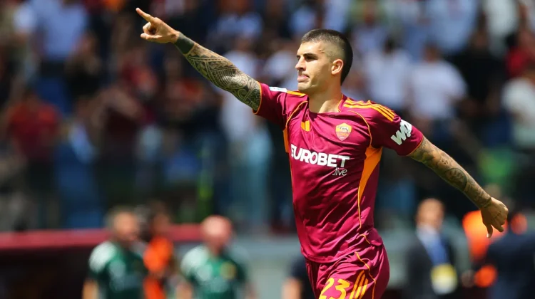 Dua Gol Mancini Bawa Roma Hancurkan Lazio