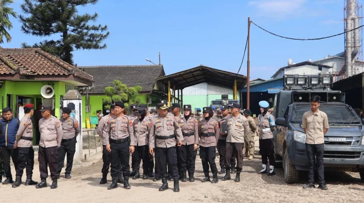 Pengamanan Aksi Damai Warga Mesuji Berjalan Kondusif