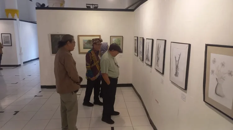 Perupa Lampung Hidupkan Semangat Kolektif lewat Pameran “Ruang dalam Garis”