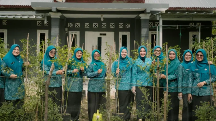 Diskominfotiksan Pesisir Barat Dukung Produksi Video Edukasi Pengolahan Sampah