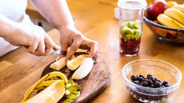 Manfaat Makan Buah sebelum Tidur