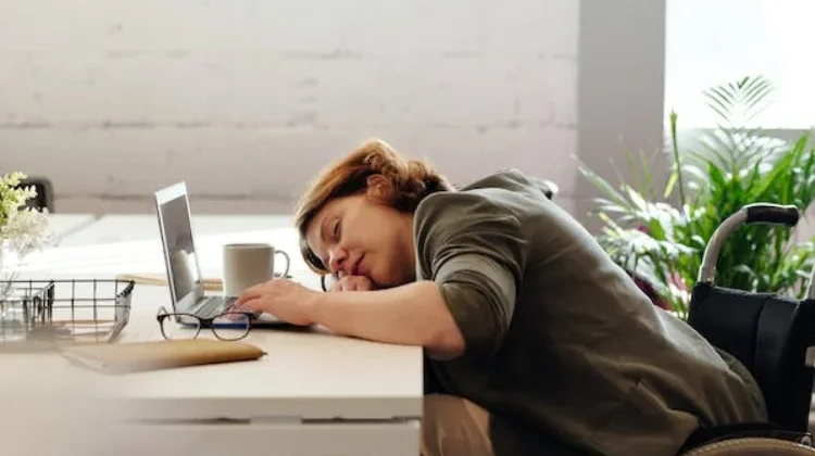 Kenapa Tidur Siang Bisa Membuat Mood Lebih Baik?