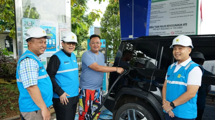 PLN Perkuat Infrastruktur Kendaraan Listrik di Lampung jelang Idul Adha