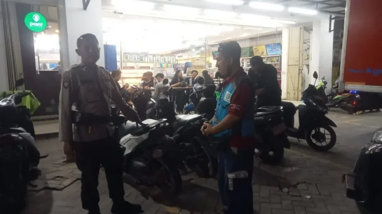 Cegah Curanmor, Polisi Patroli Sasar Minimarket Buka 24 Jam di Sukarame