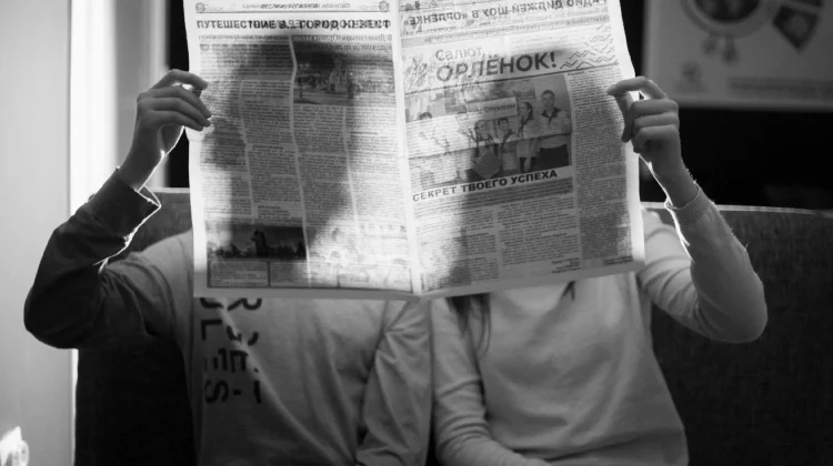 Kebangkitan "Zine" Fisik: Media Cetak Alternatif Remaja di tengah Dominasi Digital