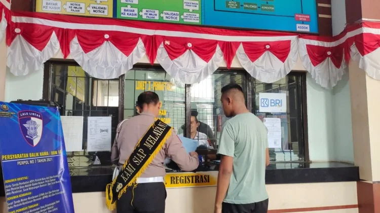 Satlantas Polres Lampung Utara Berikan Pelayanan Prima dan Sosialisasi E-Signal