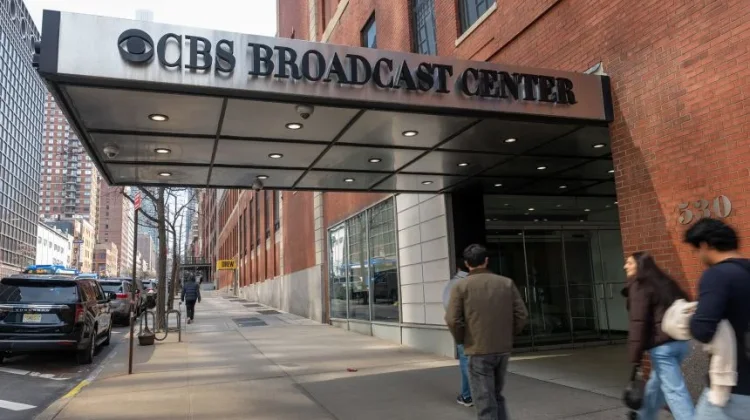 CBS Guncang "60 Minutes" Demi Era Digital