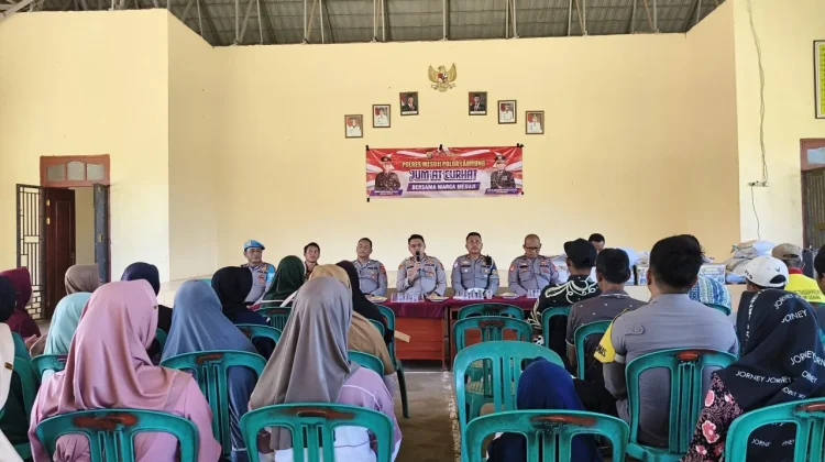 Polsek Mesuji Timur Jumat Curhat di Desa Tanjung Menang Raya