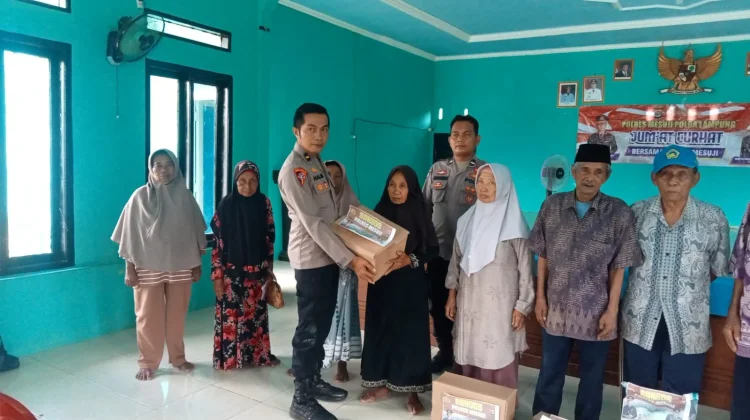 Warga Muara Tenang Sampaikan Aspirasi lewat Jumat Curhat