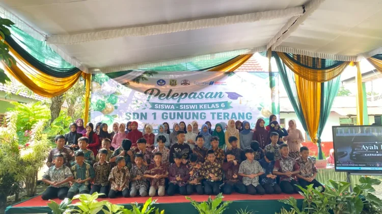 Tampilkan Aneka Bakat, Pelepasan Siswa Berlangsung Semarak