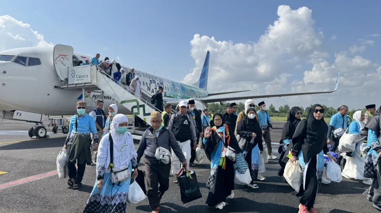 432 Jamaah Haji Lampung Tiba Selamat di Bandara