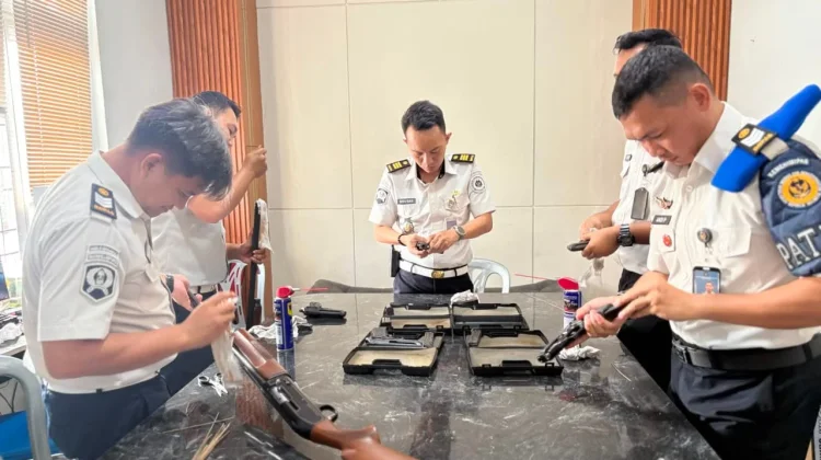 Tingkatkan Kesiapsiagaan, Rutan Bandar Lampung Gelar Pemeliharaan Senjata