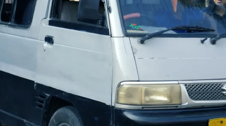 Kalah Saing dengan Ojol, Sopir Angkot Putar Otak demi Dapur Ngebul