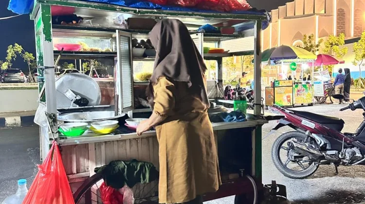 Bakso Lezat di Sekitar Komplek Masjid Al-Bakri Bandar Lampung Enak buat Nongkrong