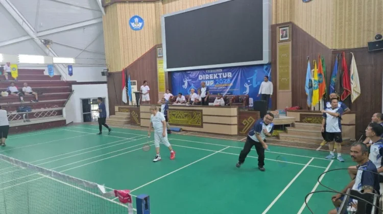 Unila dan IPB Gelar Pertandingan Bulu Tangkis Pererat Silaturahmi