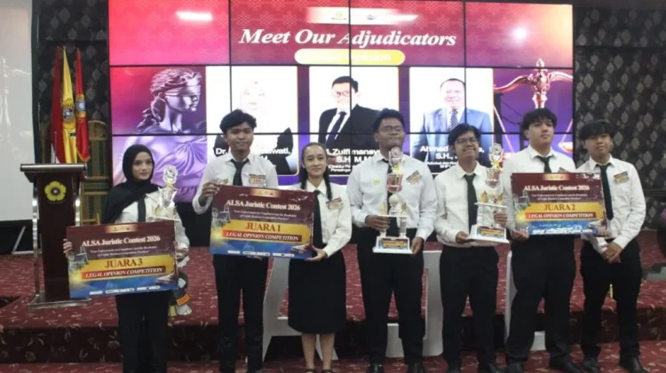 Mahasiswi Lampung Raih Penghargaan Legal Opinion Terbaik Tingkat Nasional