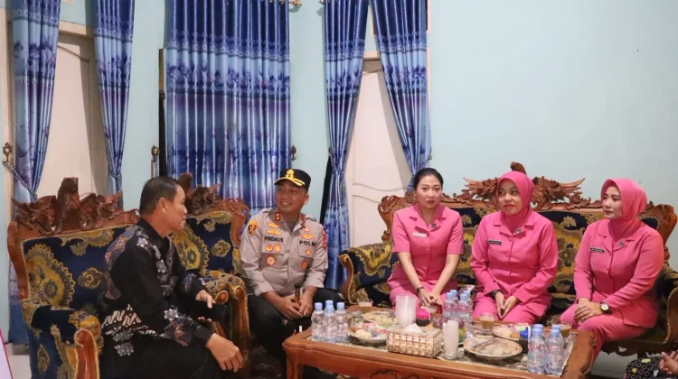 Hari Bhayangkara, Kapolres Mesuji Sambangi Purnawirawan Polri