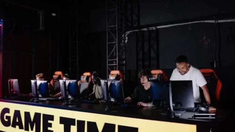 Fenomena "Edu-Gaming": Kebangkitan Game Strategi Sejarah Lokal di Kalangan Remaja