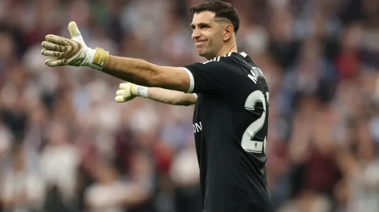 Juventus Enggan Bayar Rp 180 Miliar untuk Kiper Martinez