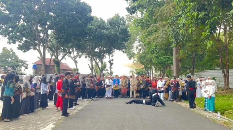 Adat Lampung Tetap Jadi Pedoman di tengah Tantangan Modern