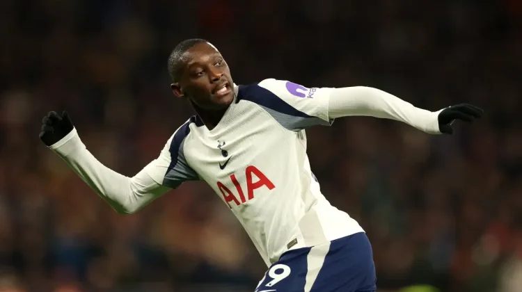 Juventus Minta Diskon PSG untuk Transfer Kolo Muani