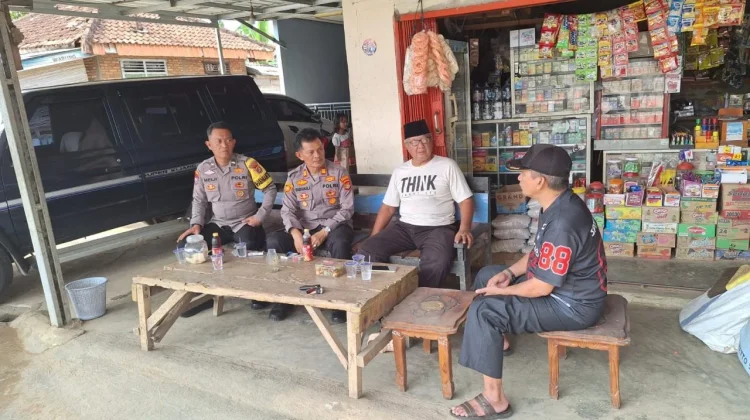 Kapolsek Abung Barat Sambangi Tokoh Masyarakat Perkuat Sinergi Kamtibmas