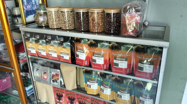 Kopi Liwa Rumahan Jadi Pilihan Warga Lampung Barat